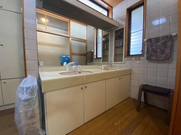 徳島市津田本町１丁目の中古一戸建て
