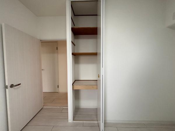 レックスタウン新高壱号館