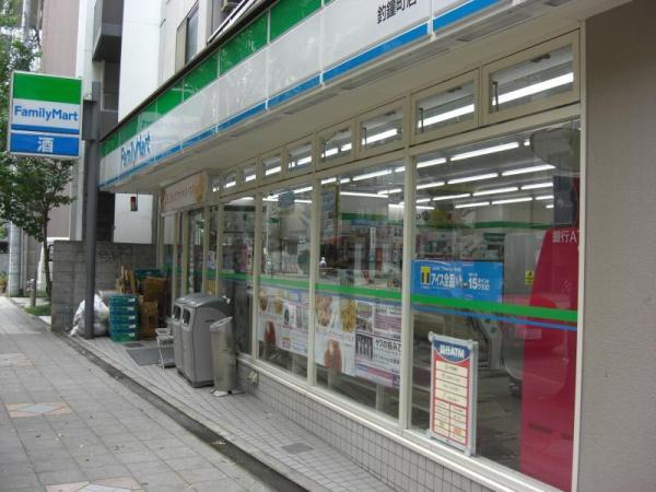 都住創スパイヤー(ファミリーマート釣鐘町店)