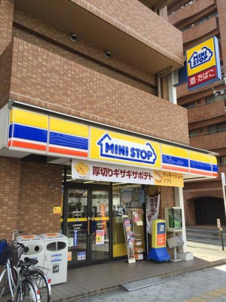 グランドメゾン北堀江レジデンス(ミニストップ北堀江店)