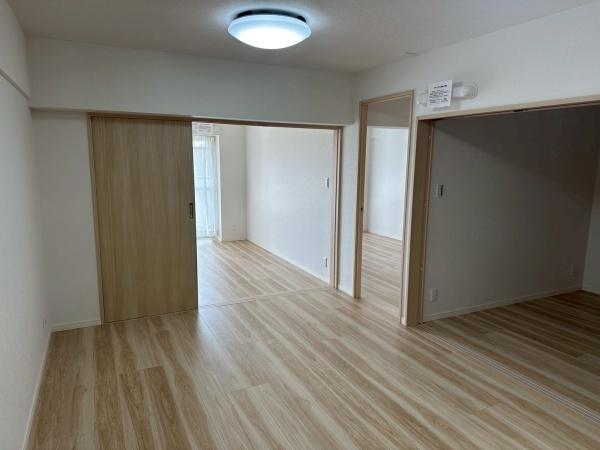 ローレルハイツ北天満１号棟