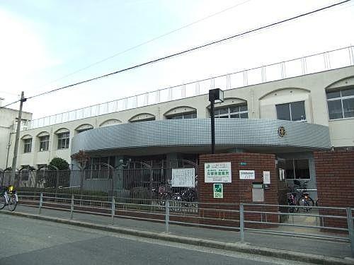 ハイネス住之江公園(大阪市立住吉川小学校)