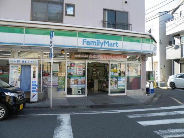 ファミール阿波座(ファミリーマート京町堀三丁目店)