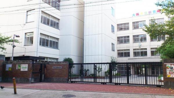 ローレルハイツ北天満1号棟(大阪市立新豊崎中学校)