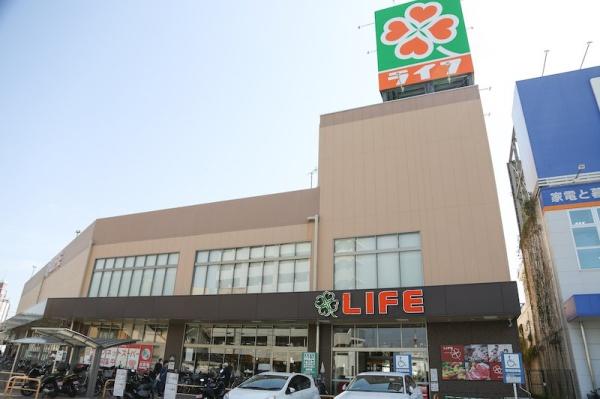 エバーグリーン淀川2号館(ライフ東淡路店)