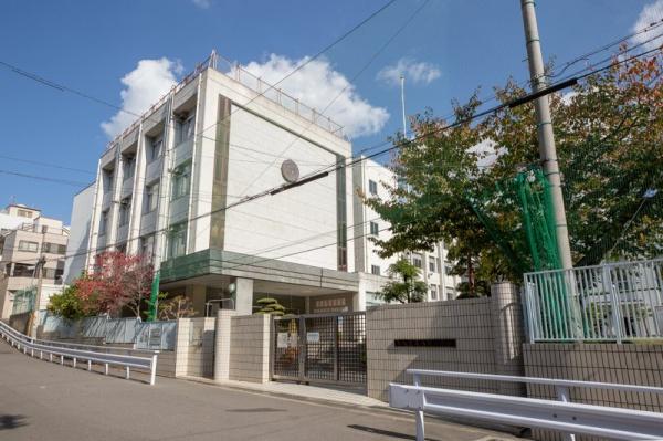 上本町ガーデンハイツ(大阪市立味原小学校)