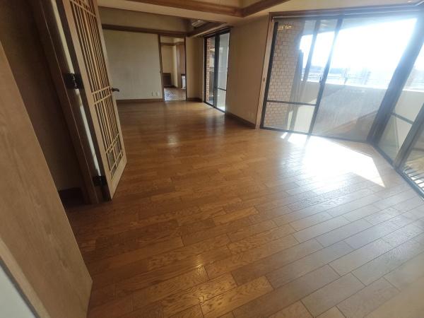 朝日プラザアルティマタワーズ