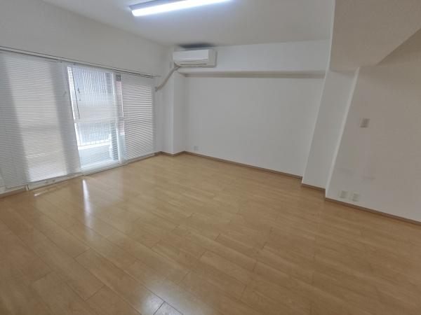 シャンボール内本町