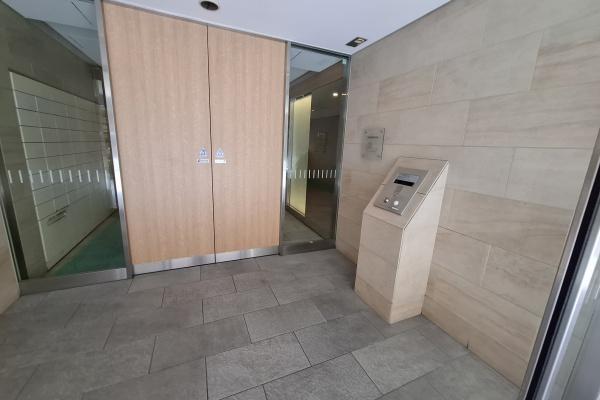 プレミスト堺筋本町ラディーナ