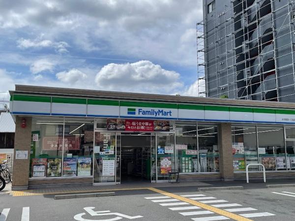 ファミール緑橋(ファミリーマート大今里西一丁目店)