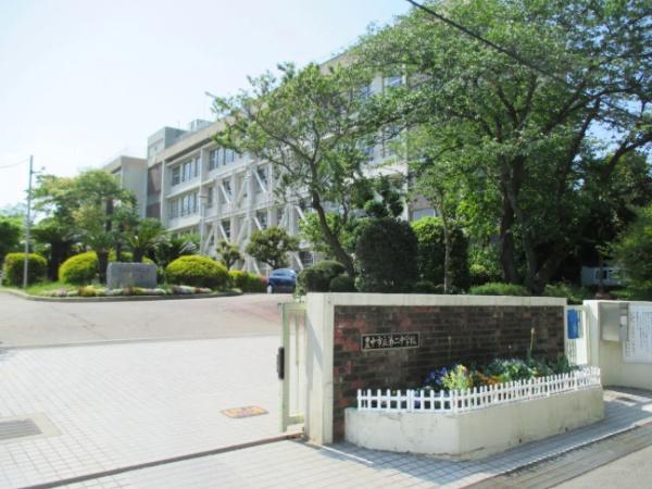 豊中市宮山町3丁目の土地(豊中市立第二中学校)