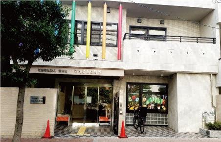 リーガル京町堀(りんりん保育園)
