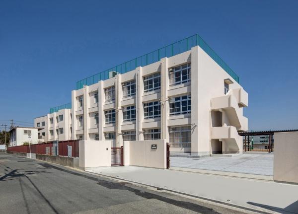 大阪市東淀川区上新庄２丁目の中古一戸建て(大阪市立東淀中学校)