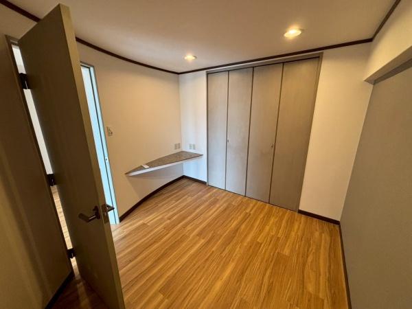 クローバーハイツ森小路３号棟