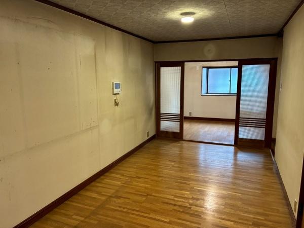大阪市東成区中道4丁目の中古一戸建て(リビング)