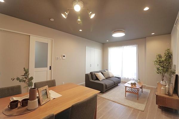 大阪市東成区大今里南5丁目の中古一戸建て(リビング)