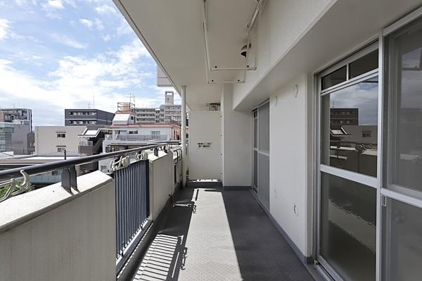 岸里コーポ　壱号棟
