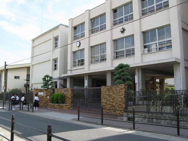 ルイシャトレ巽東(大阪市立新生野中学校)