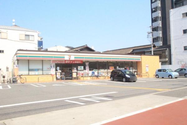 住吉公園パインクレスト(セブンイレブン大阪浜口東2丁目店)