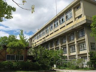 尼崎市常松１丁目の中古一戸建て(尼崎市立常陽中学校)