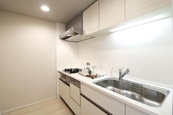 プレミスト堺筋本町ラディーナ