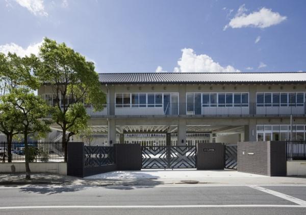 尼崎市大庄中通３丁目の中古一戸建て(尼崎市立大庄中学校)