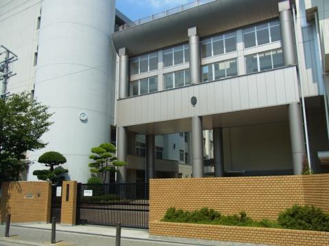 セレッソコート真田山アクティア(大阪市立玉津中学校)