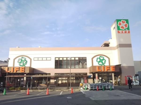 ビープレイス　B棟(ライフ横堤店)