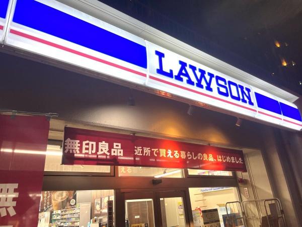 サン三国マンション(ローソン東三国四丁目店)