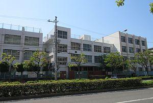 大阪市北区長柄中２丁目の土地(大阪市立豊崎東小学校)