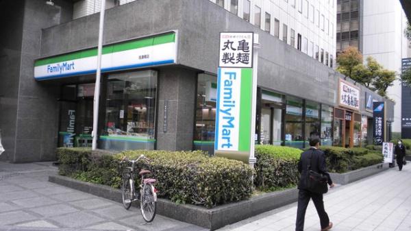 プレミストタワー靭本町(ファミリーマート信濃橋店)