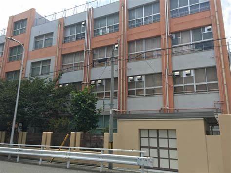 夕陽ヶ丘スカイハイツ(大阪市立日本橋中学校)