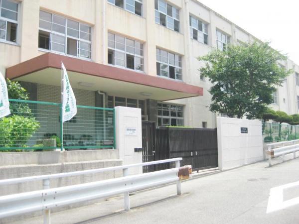 昭和山第三コーポ二号棟(大阪市立北恩加島小学校)
