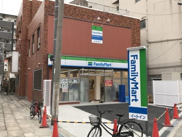 グリーンハイツ十三(ファミリーマート十三本町二丁目北店)