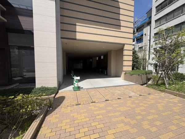 アデニウムタワー梅田イーストスクエア