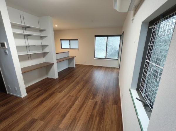 伊丹市荒牧１丁目の中古一戸建て