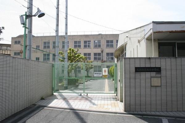 フィオーレ帝塚山(大阪市立住吉中学校)