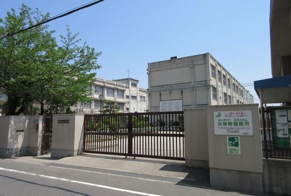 コスモハイツ新大阪(大阪市立十三中学校)