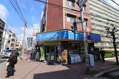ハイツ新森小路(ローソン関目6丁目店)