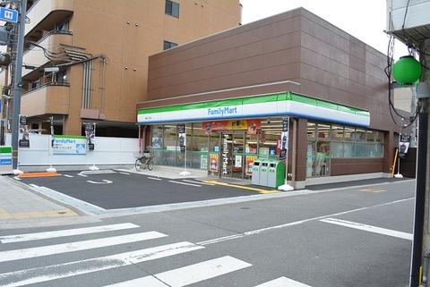 新森小路コーポ(ファミリーマート高殿七丁目店)