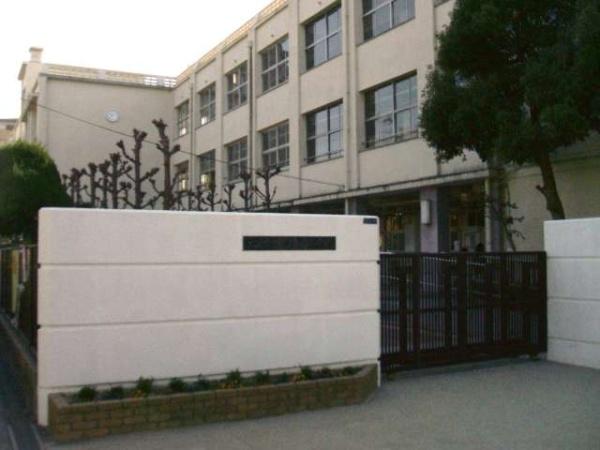 ハイツ新森小路(大阪市立新森小路小学校)