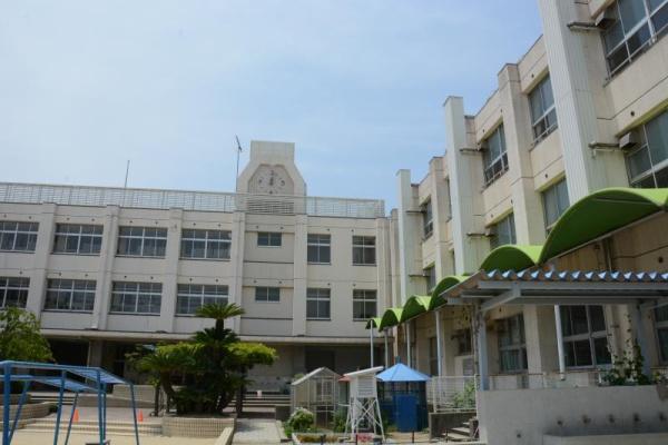 大阪市城東区東中浜４丁目の中古一戸建て(大阪市立城東小学校)