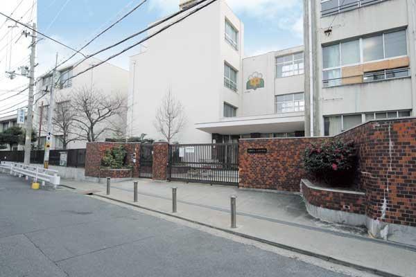 BELISTA東淀川大桐C棟(大阪市立大桐中学校)