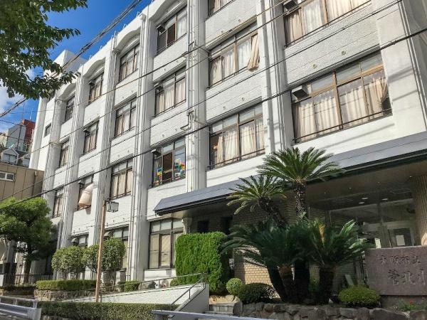 ローレルハイツ北天満2号棟(大阪市立菅北小学校)