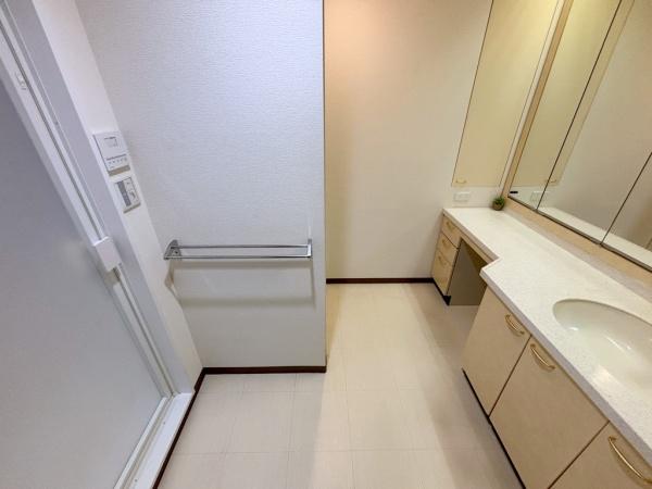 ＯＡＰレジデンスタワー西館