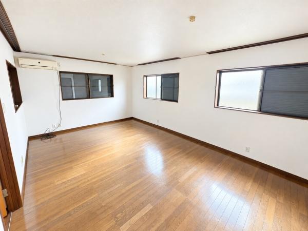 茨木市南春日丘５丁目の中古一戸建て