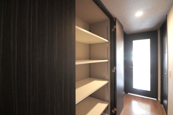 キングマンション市岡みなとベルクス