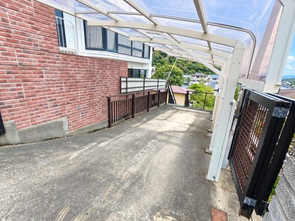 西宮市苦楽園三番町の中古一戸建て