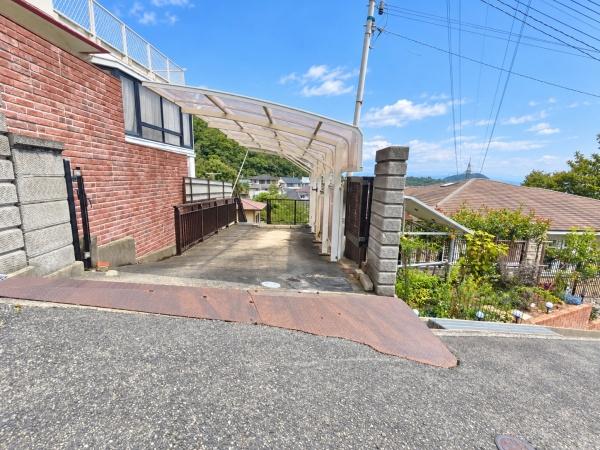 西宮市苦楽園三番町の中古一戸建て