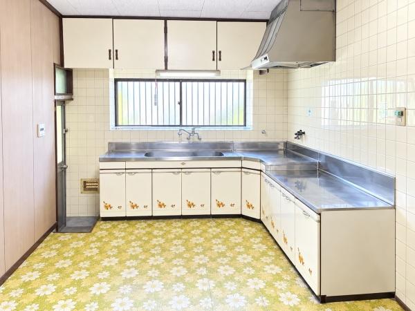 柏原市旭ケ丘２丁目の中古一戸建